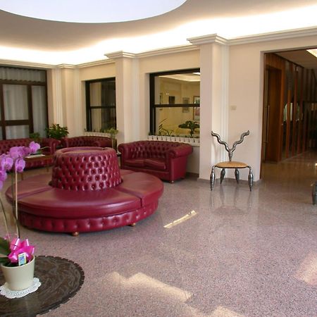 Hotel Del Buono Wellness & Medical Spa Кианчано Терме Екстериор снимка