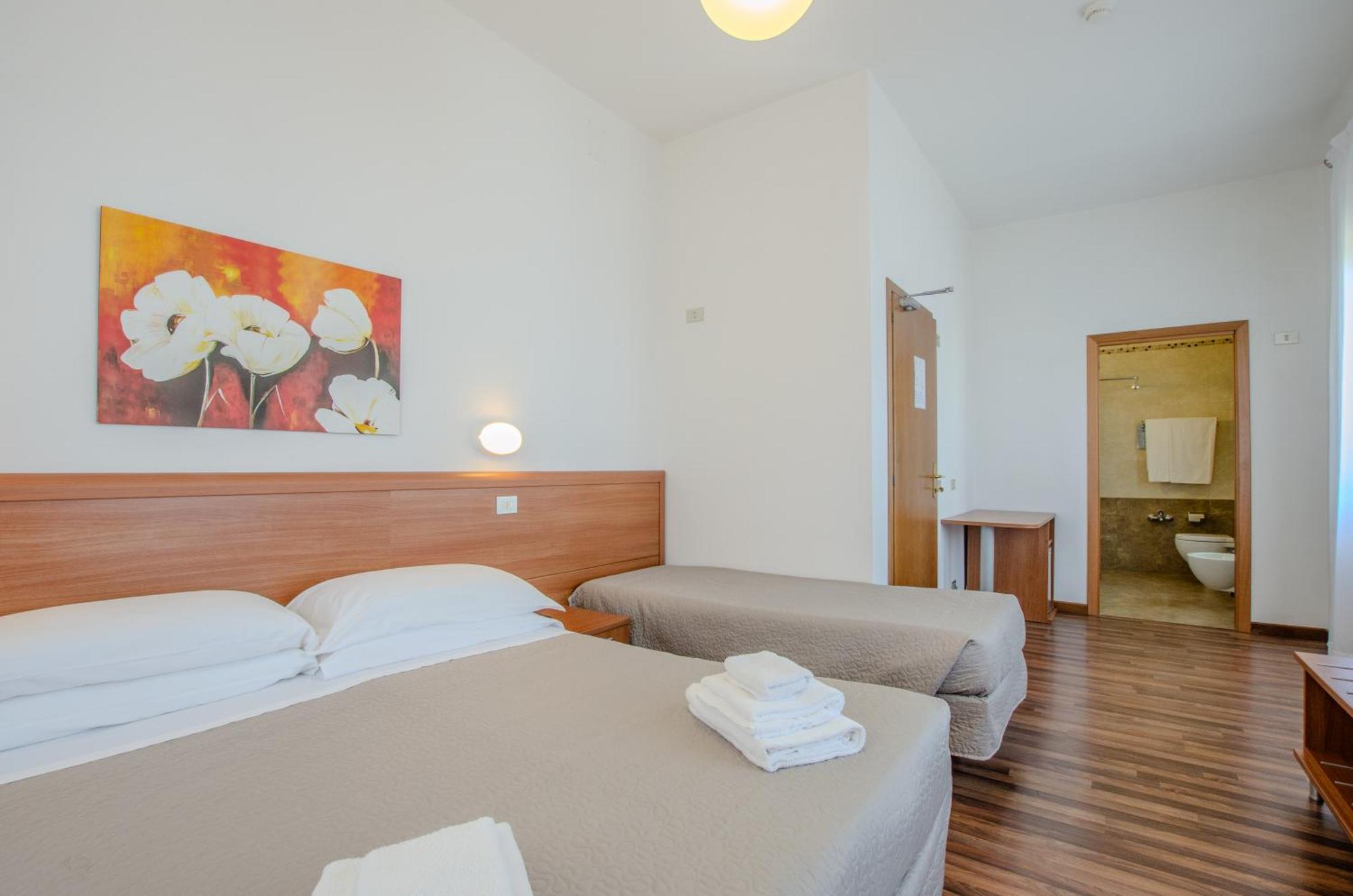 Hotel Del Buono Wellness & Medical Spa Кианчано Терме Екстериор снимка